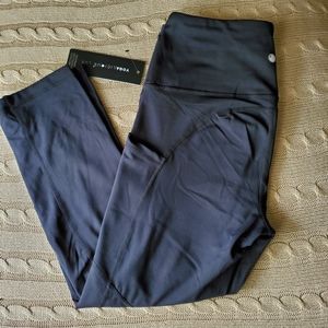 Yogalicious Lux Capri